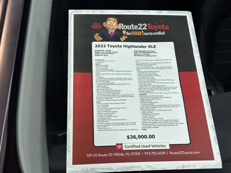 Certified 2022 Toyota Highlander XLE image 40