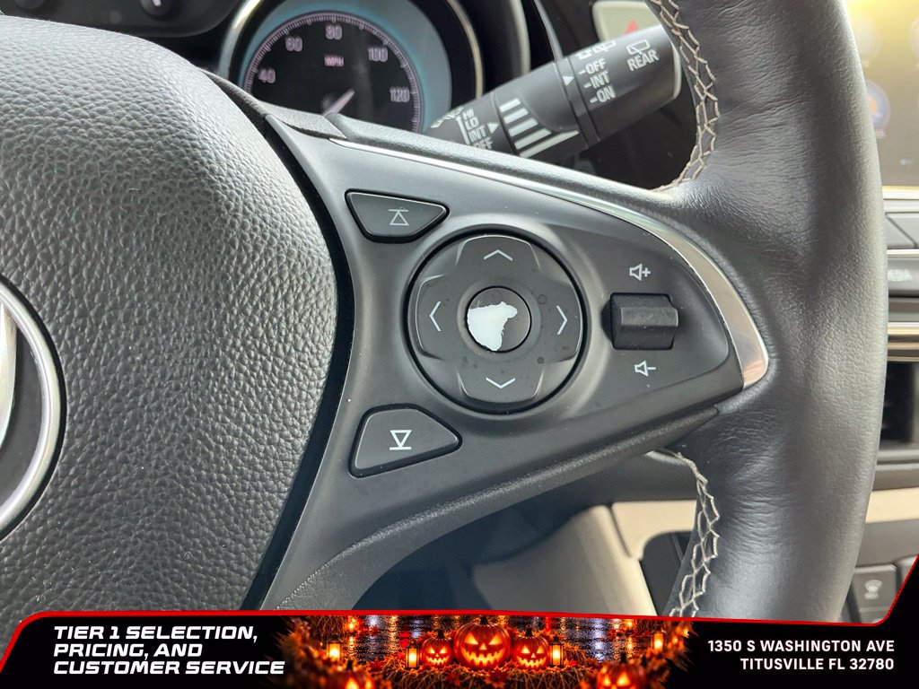 Certified 2018 Buick Envision Essence w/ LPO, Road Trip Package FWD image 28