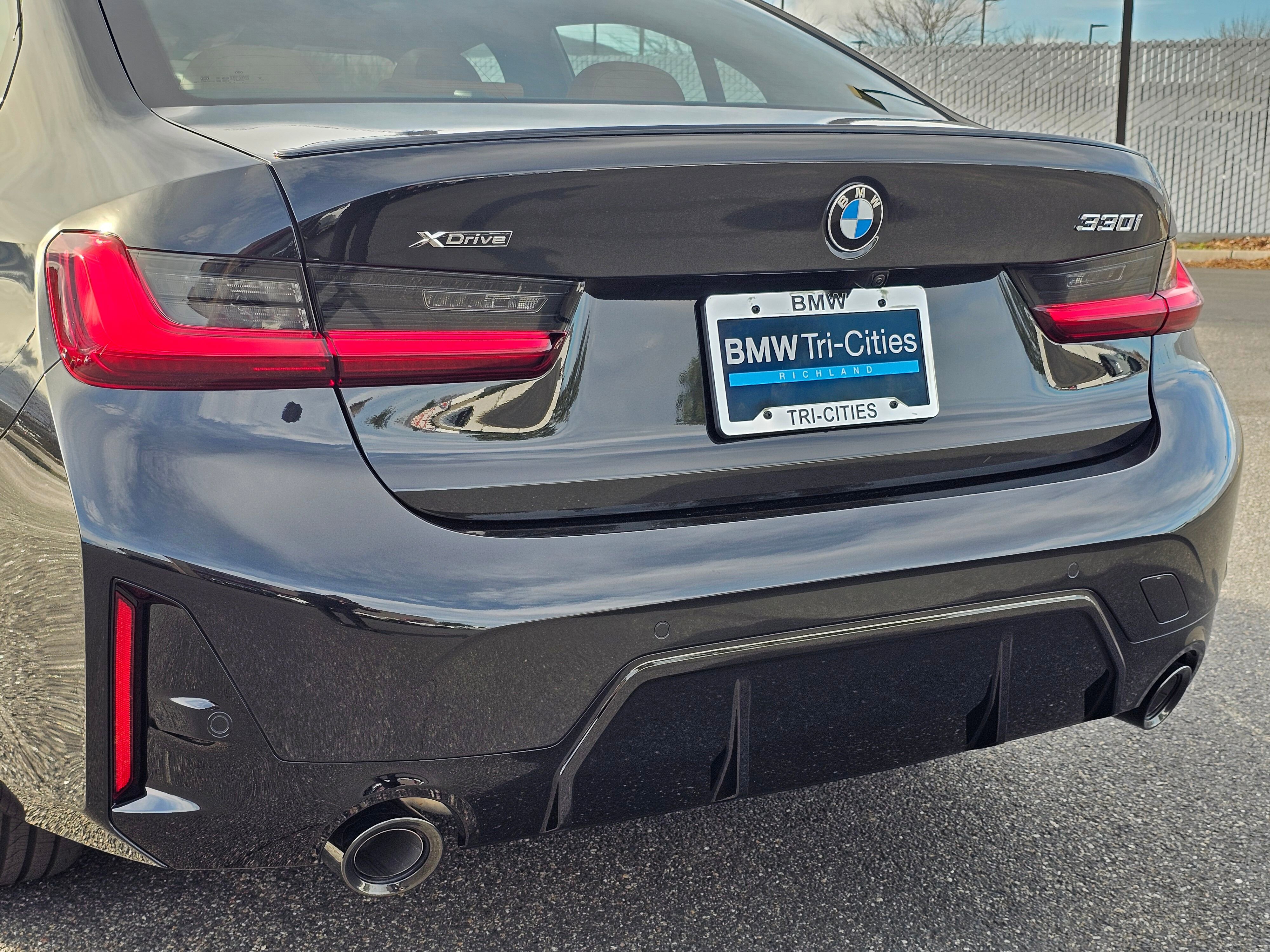 New 2026 BMW 330i xDrive Sedan w/ M Sport Package image 7