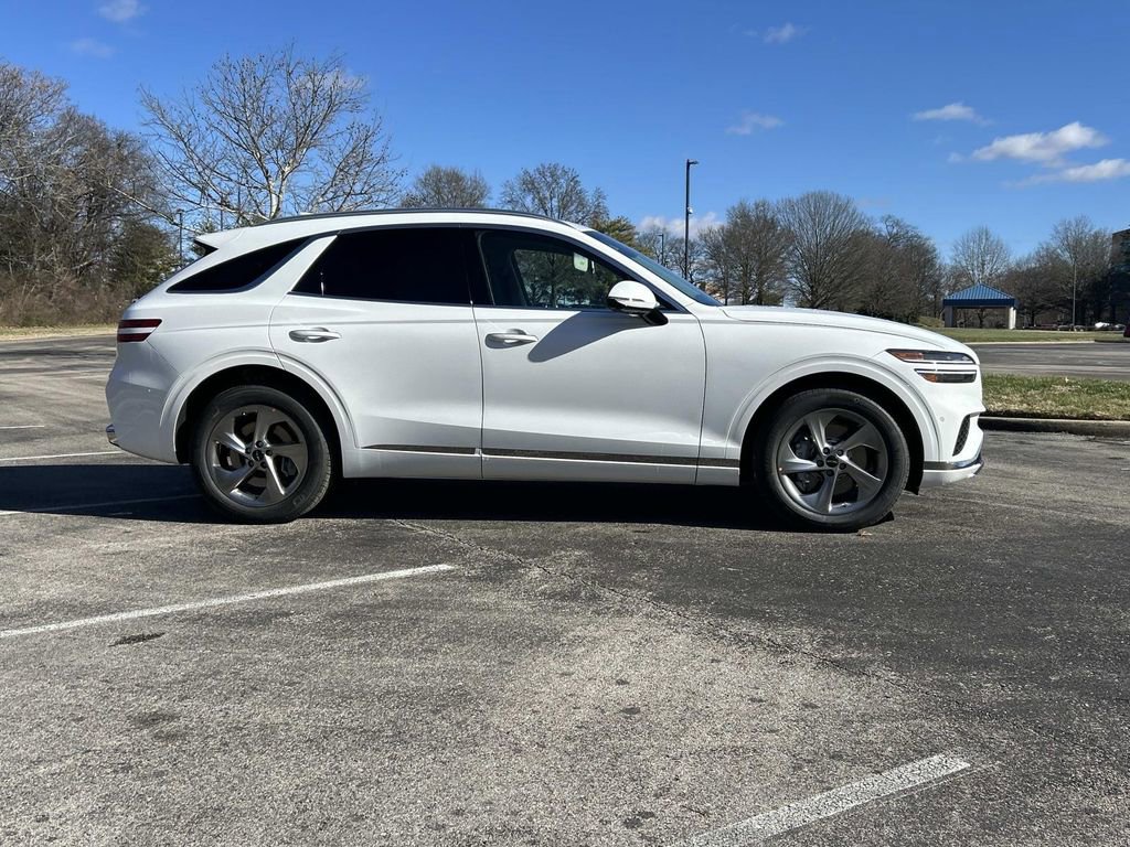 New 2026 Genesis GV70 2.5T Advanced image 8