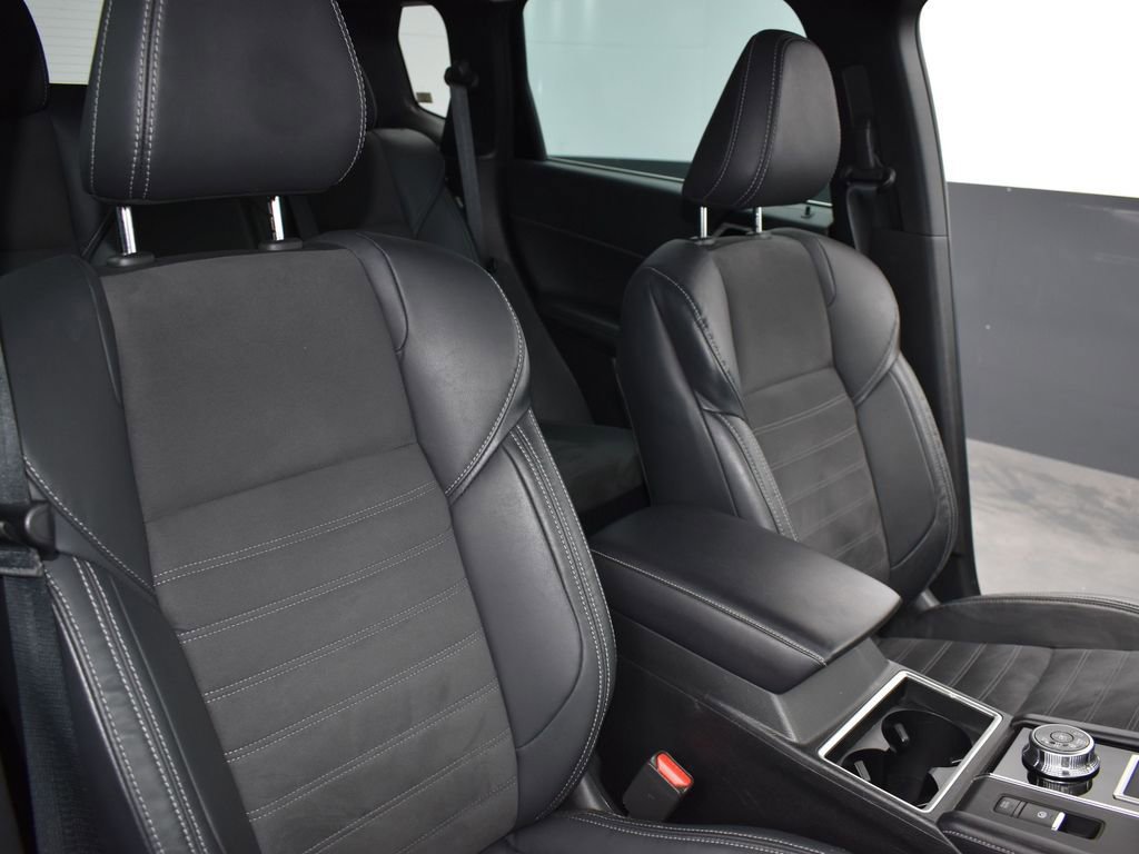 Used 2023 Mitsubishi Outlander SE image 36