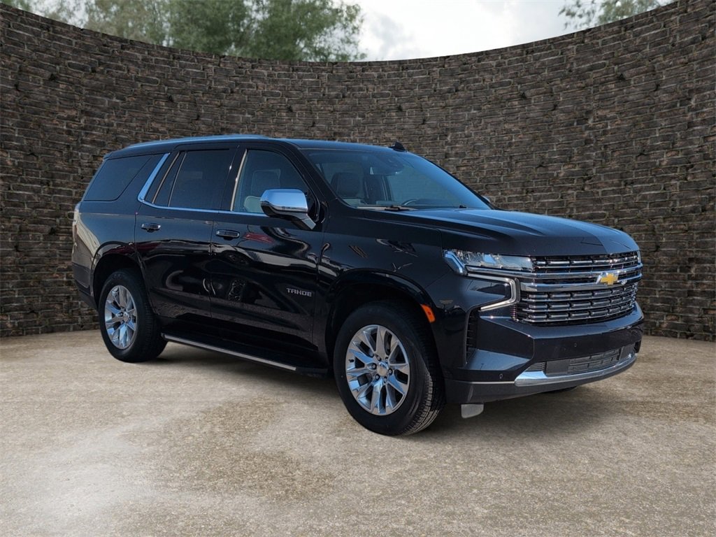 Used 2023 Chevrolet Tahoe Premier image 2