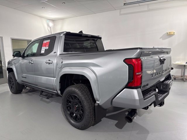 New 2026 Toyota Tacoma SR5 AWD/4WD image 5