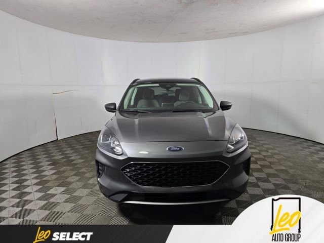 Used 2022 Ford Escape SE w/ Convenience Package AWD/4WD image 2