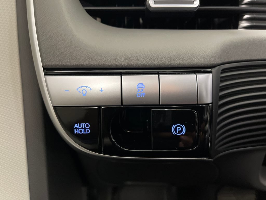 Certified 2024 Hyundai Ioniq 5 SE RWD image 30