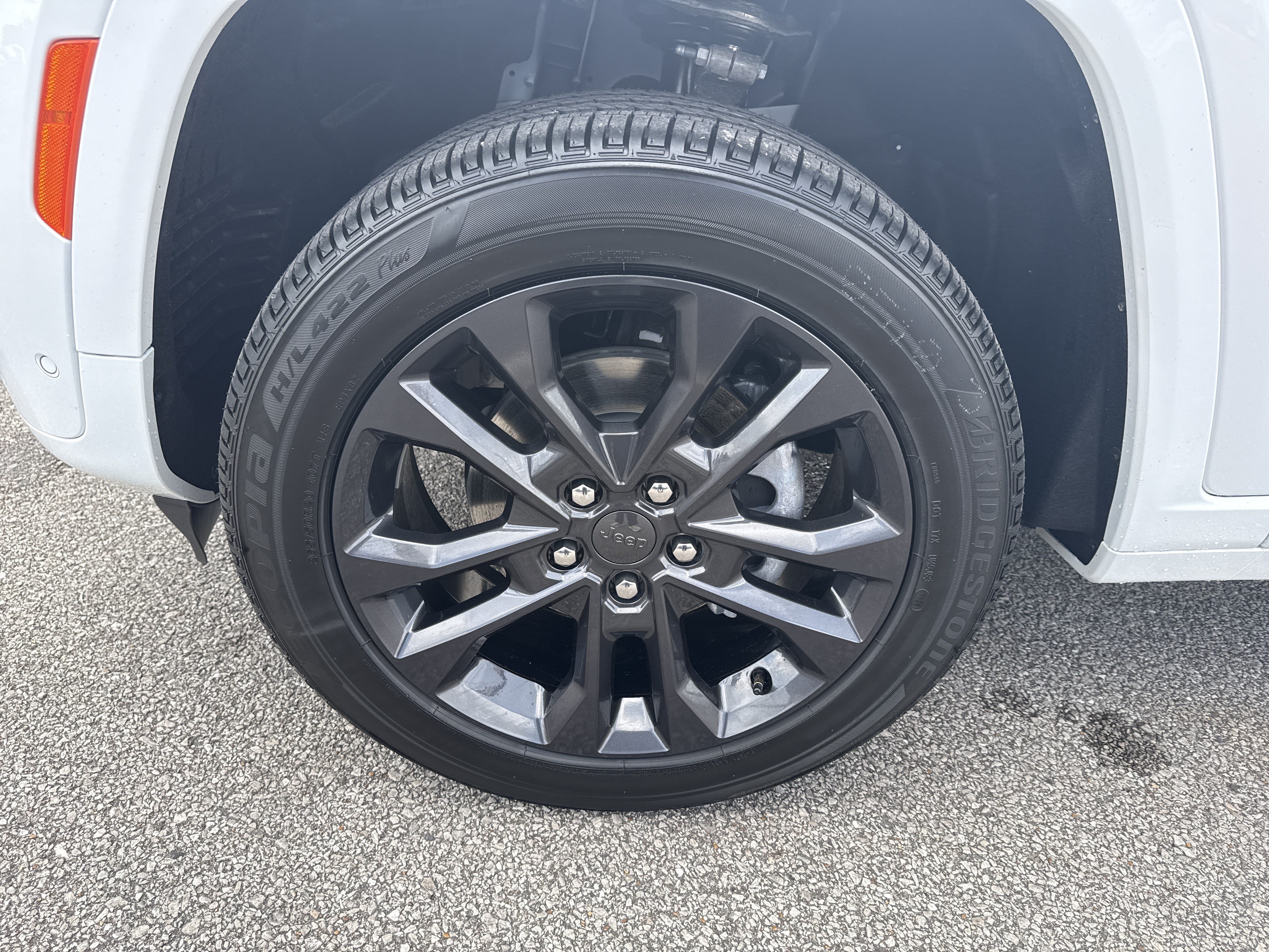New 2026 Jeep Grand Cherokee Limited AWD/4WD image 11