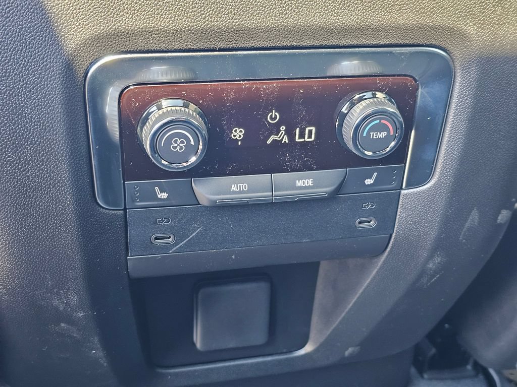 New 2026 Chevrolet Tahoe Premier w/ Sun And Tow Package AWD/4WD image 19