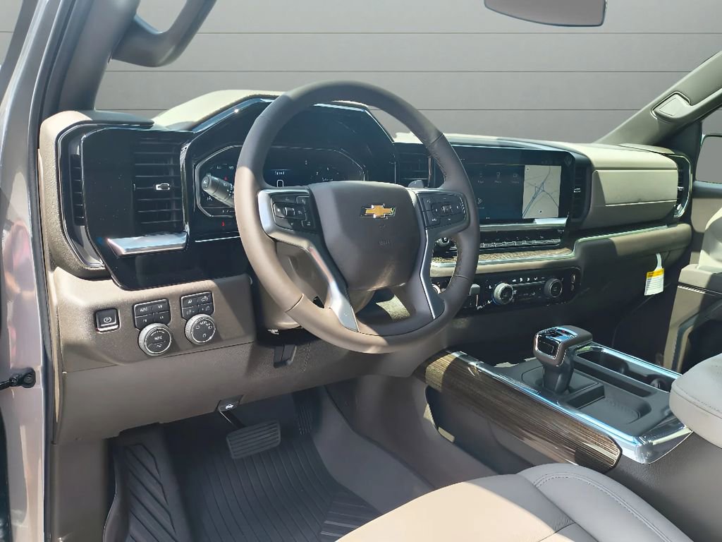 New 2025 Chevrolet Silverado 1500 LT image 15