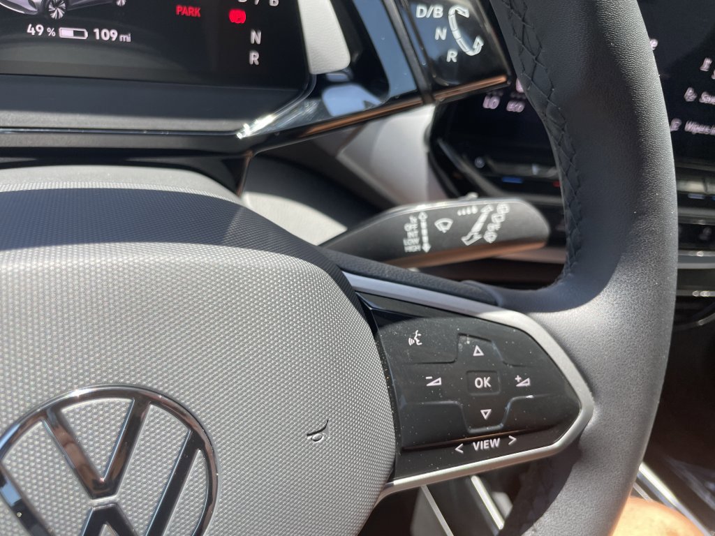 Used 2023 Volkswagen ID.4 Pro image 28