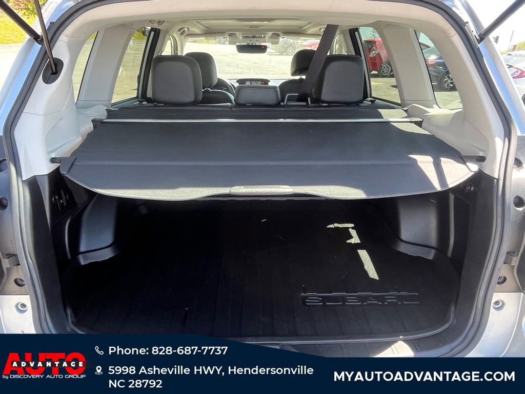 Used 2017 Subaru Forester 2.5i Touring AWD/4WD image 28
