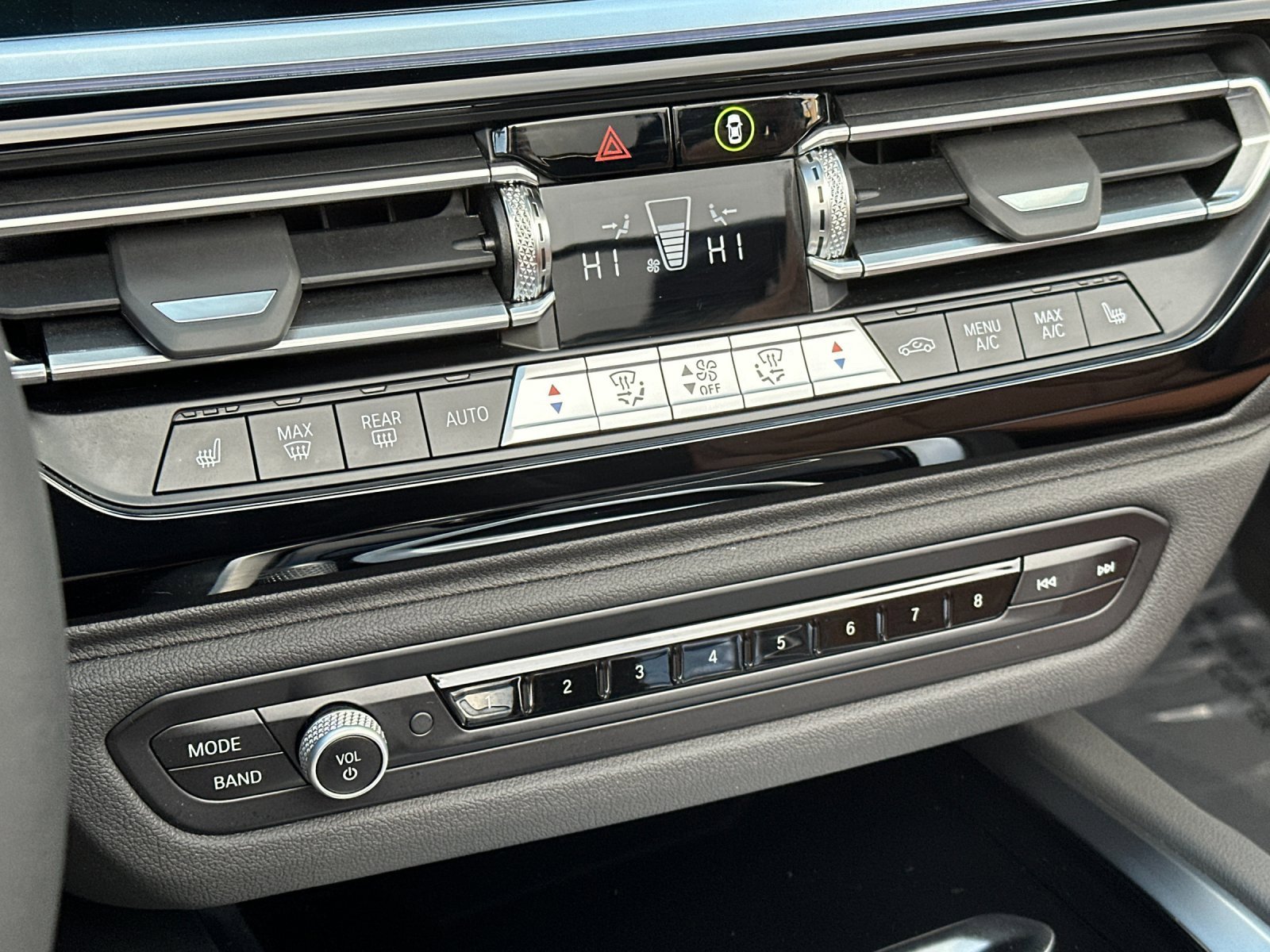 Used 2025 BMW Z4 sDrive30i w/ Premium Package image 19