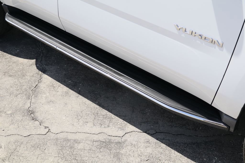 Used 2016 GMC Yukon SLT RWD image 11