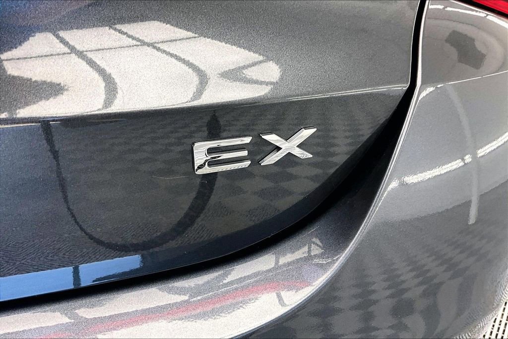 Used 2021 Kia K5 EX image 8