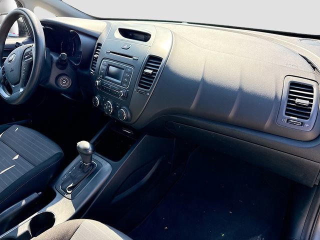 Used 2016 Kia Forte LX image 27