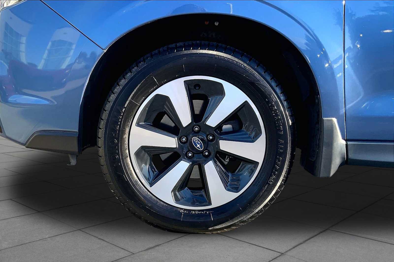 Used 2017 Subaru Forester 2.5i Premium AWD/4WD image 10