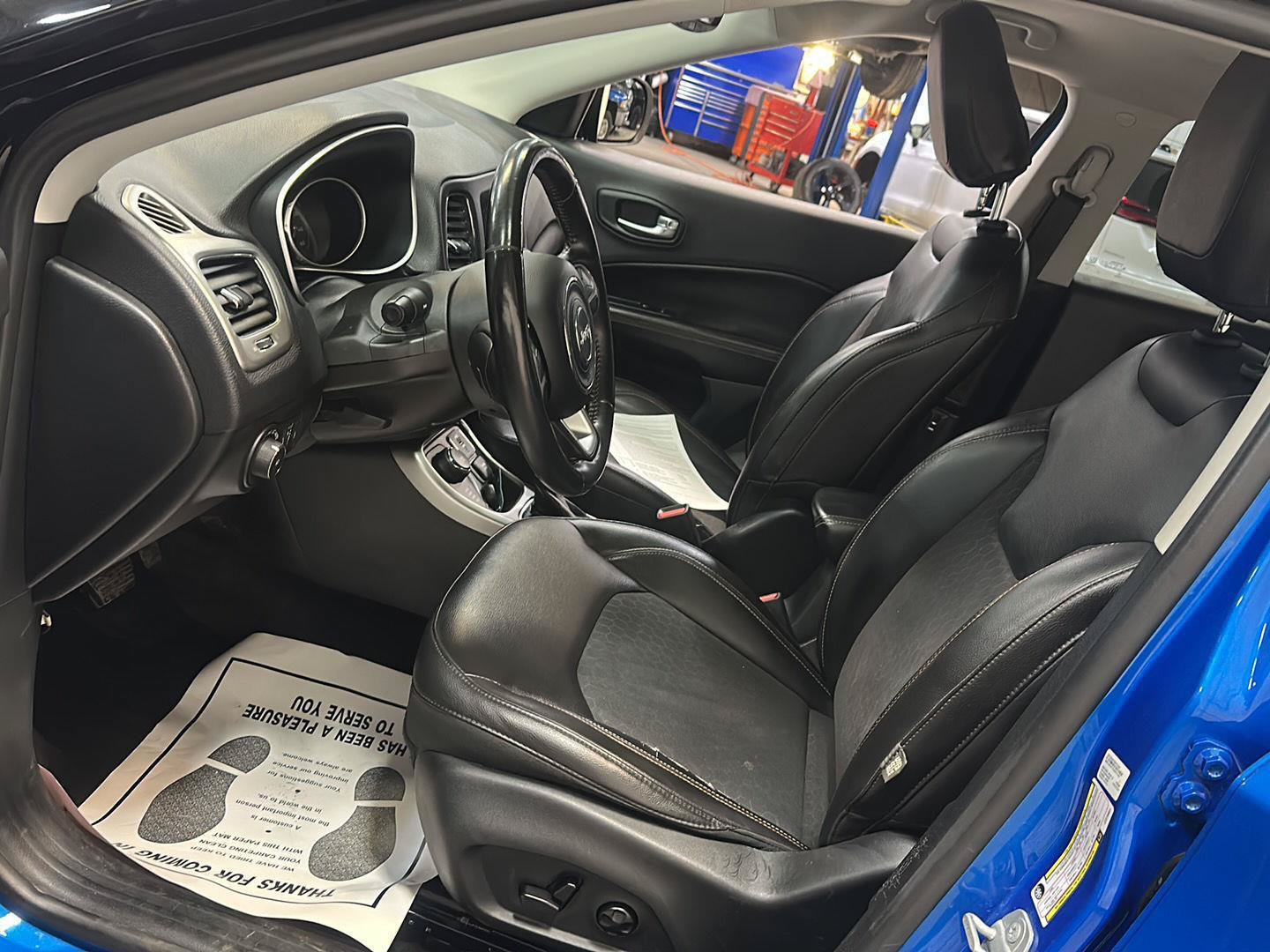 Used 2018 Jeep Compass Latitude w/ Popular Equipment Group AWD/4WD image 15
