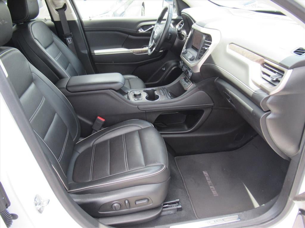 Used 2023 GMC Acadia Denali AWD/4WD image 10
