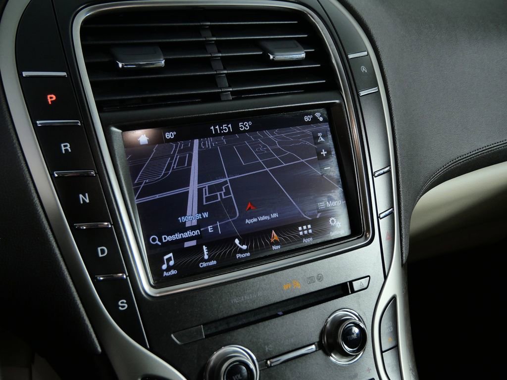 Certified 2019 Lincoln Nautilus Select image 21