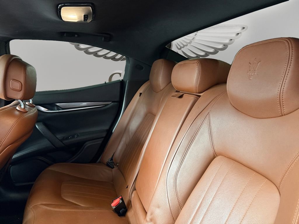 Used 2018 Maserati Ghibli RWD image 13