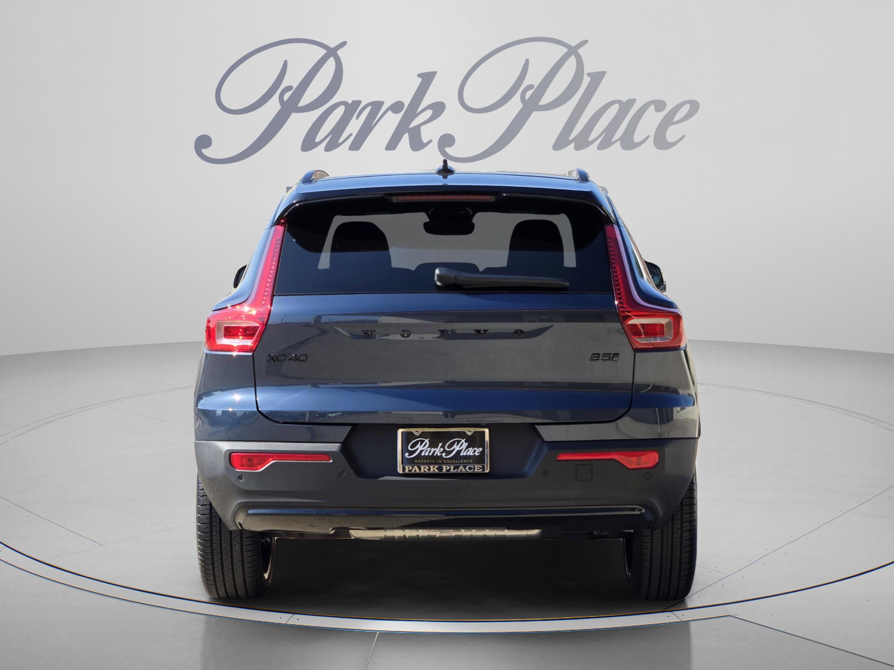 New 2026 Volvo XC40 B5 Ultra w/ Protection Package Premier AWD/4WD image 4