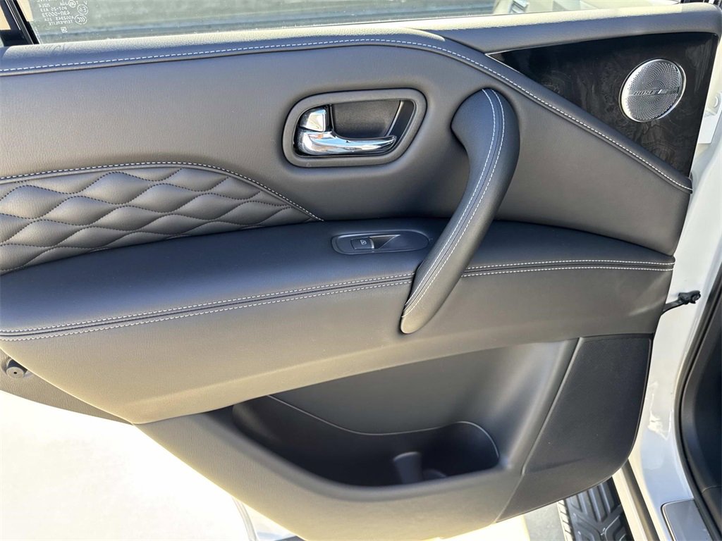 Certified 2024 INFINITI QX80 Sensory image 11