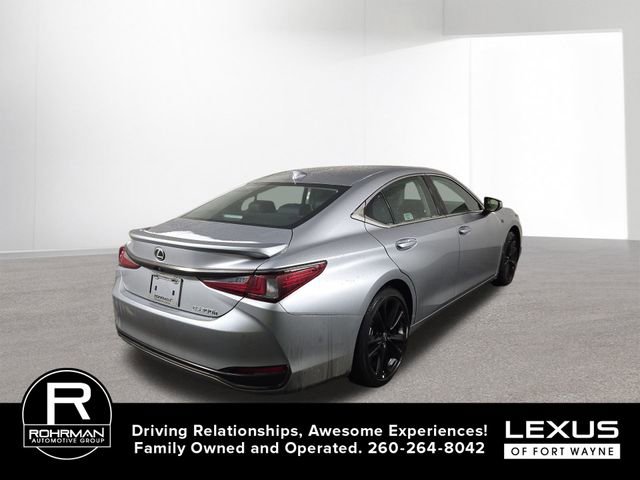 Used 2025 Lexus ES 300h F Sport image 6