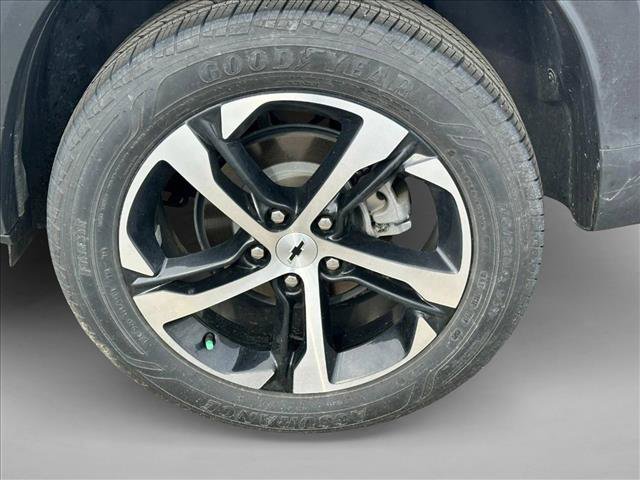 Used 2024 Chevrolet Trax RS w/ Driver Confidence Package FWD image 12