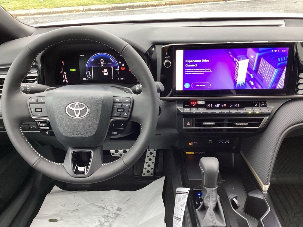 New 2026 Toyota Camry Hybrid image 8