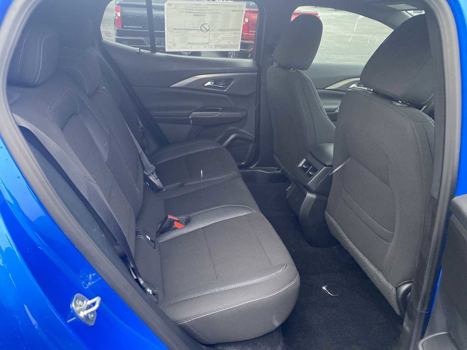 New 2026 Chevrolet Equinox EV LT image 32