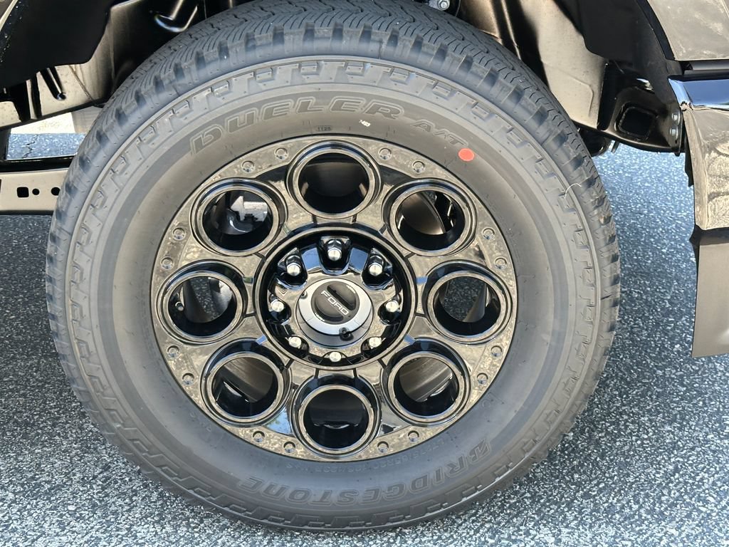 New 2026 Ford F350 Lariat w/ Black Appearance Package AWD/4WD image 15