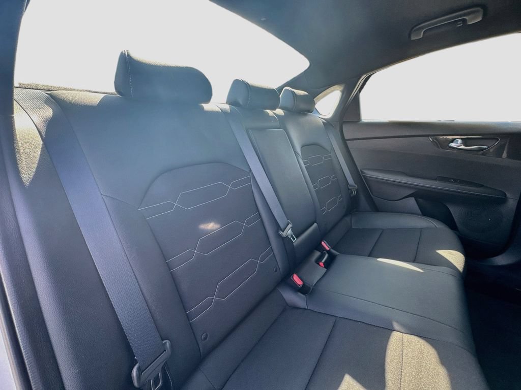 Certified 2023 Kia Forte GT-Line FWD image 25