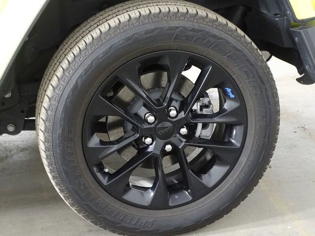 Used 2023 Jeep Wrangler Unlimited Sahara w/ Cold Weather Group image 41