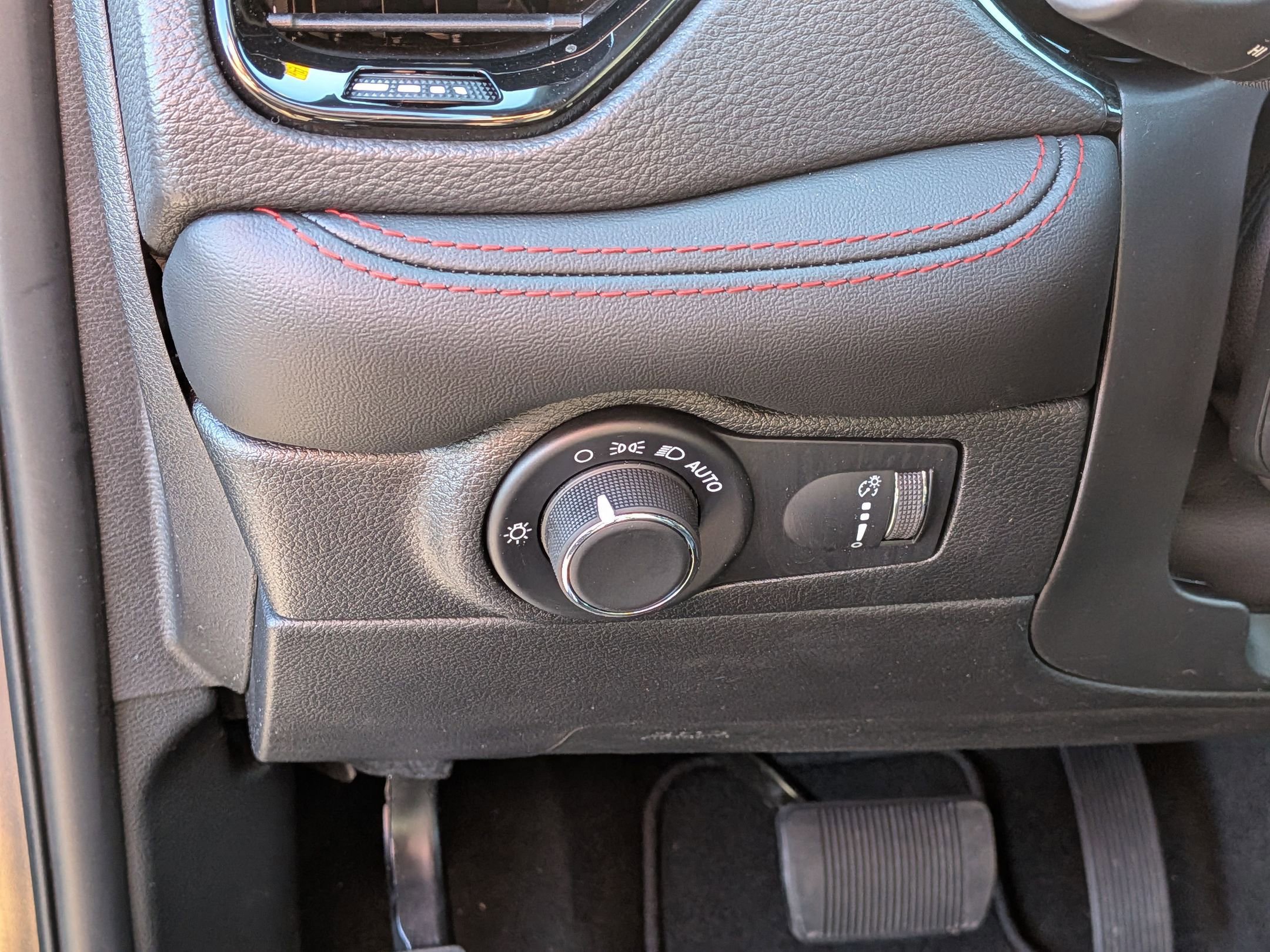 New 2026 Dodge Durango GT image 15