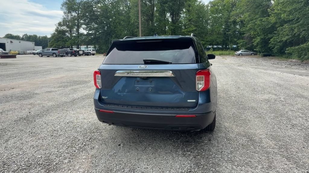 Used 2020 Ford Explorer XLT w/ Comfort Package RWD image 7