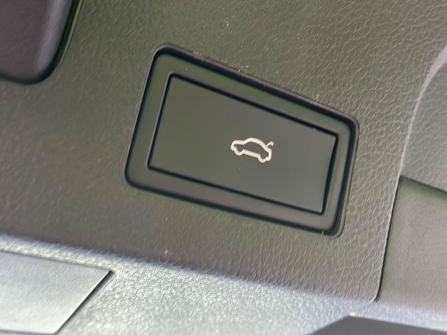 Used 2021 Volkswagen Arteon SEL Premium AWD/4WD image 26