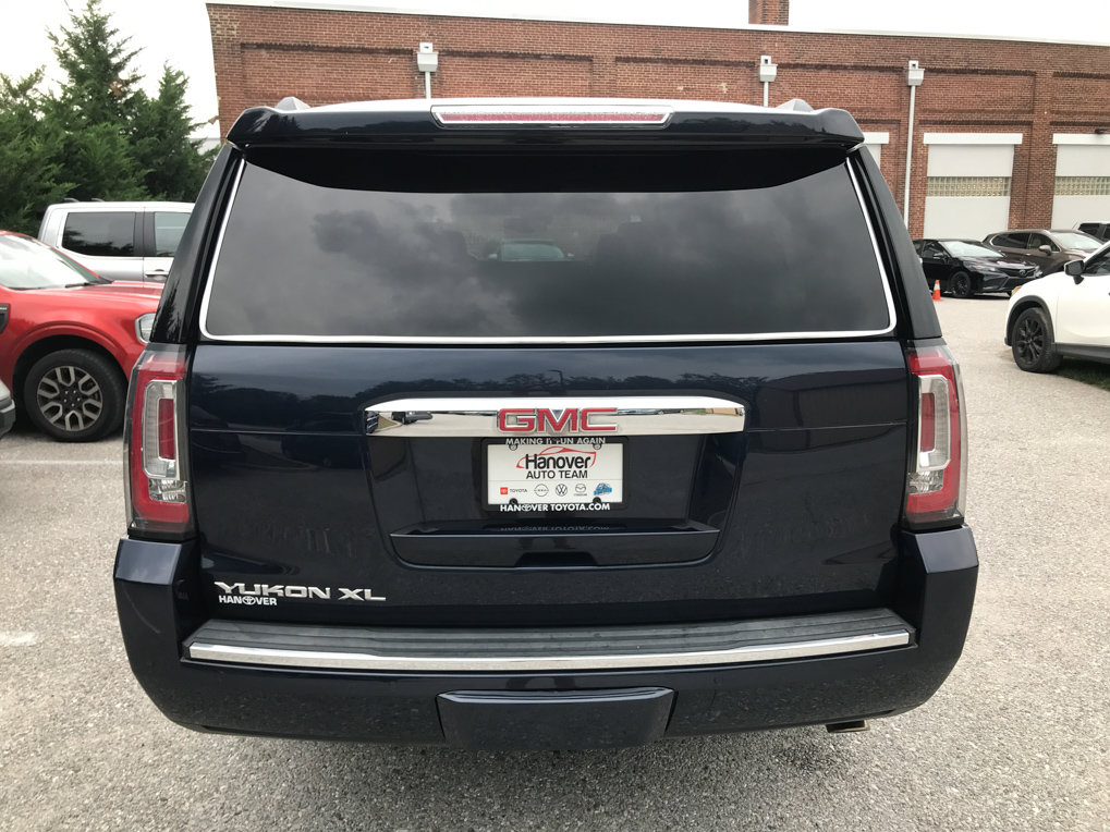 Used 2018 GMC Yukon XL Denali w/ Denali Ultimate Package AWD/4WD image 7
