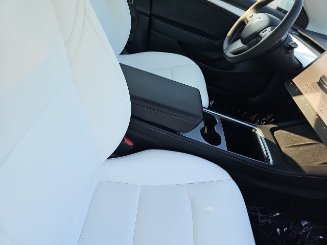 Used 2022 Tesla Model 3 Long Range AWD/4WD image 12