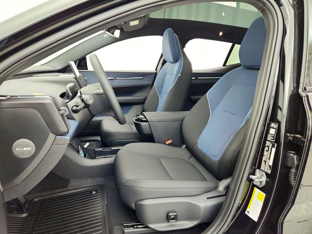 New 2026 Volvo EX30 Cross Country Ultra w/ Protection Package Premier image 17