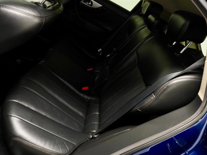 Used 2014 INFINITI QX70 AWD w/ Premium Package image 5