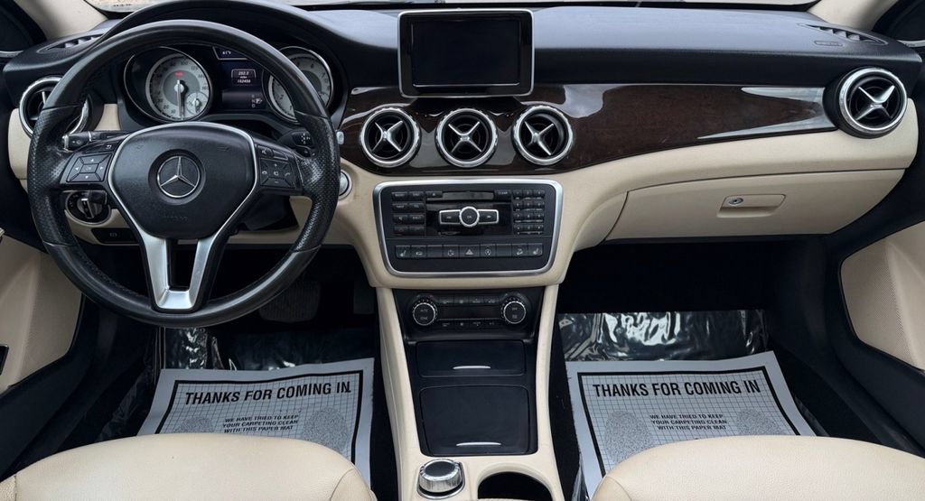 Used 2015 Mercedes-Benz GLA 250 4MATIC image 15
