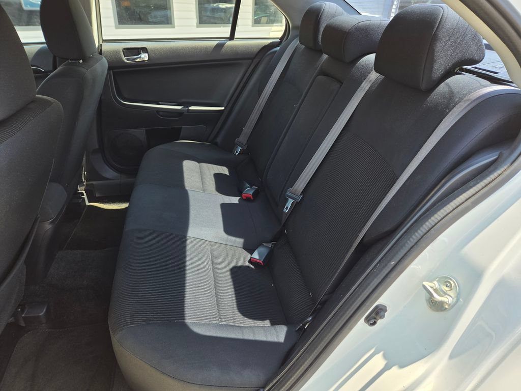 Used 2017 Mitsubishi Lancer ES FWD image 18