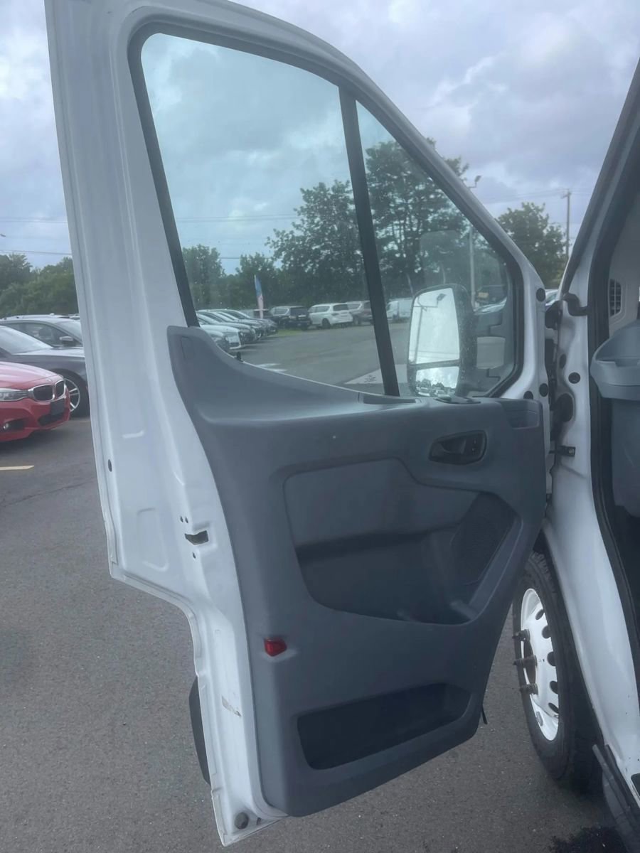 Used 2018 Ford Transit 350 156 DRW image 9