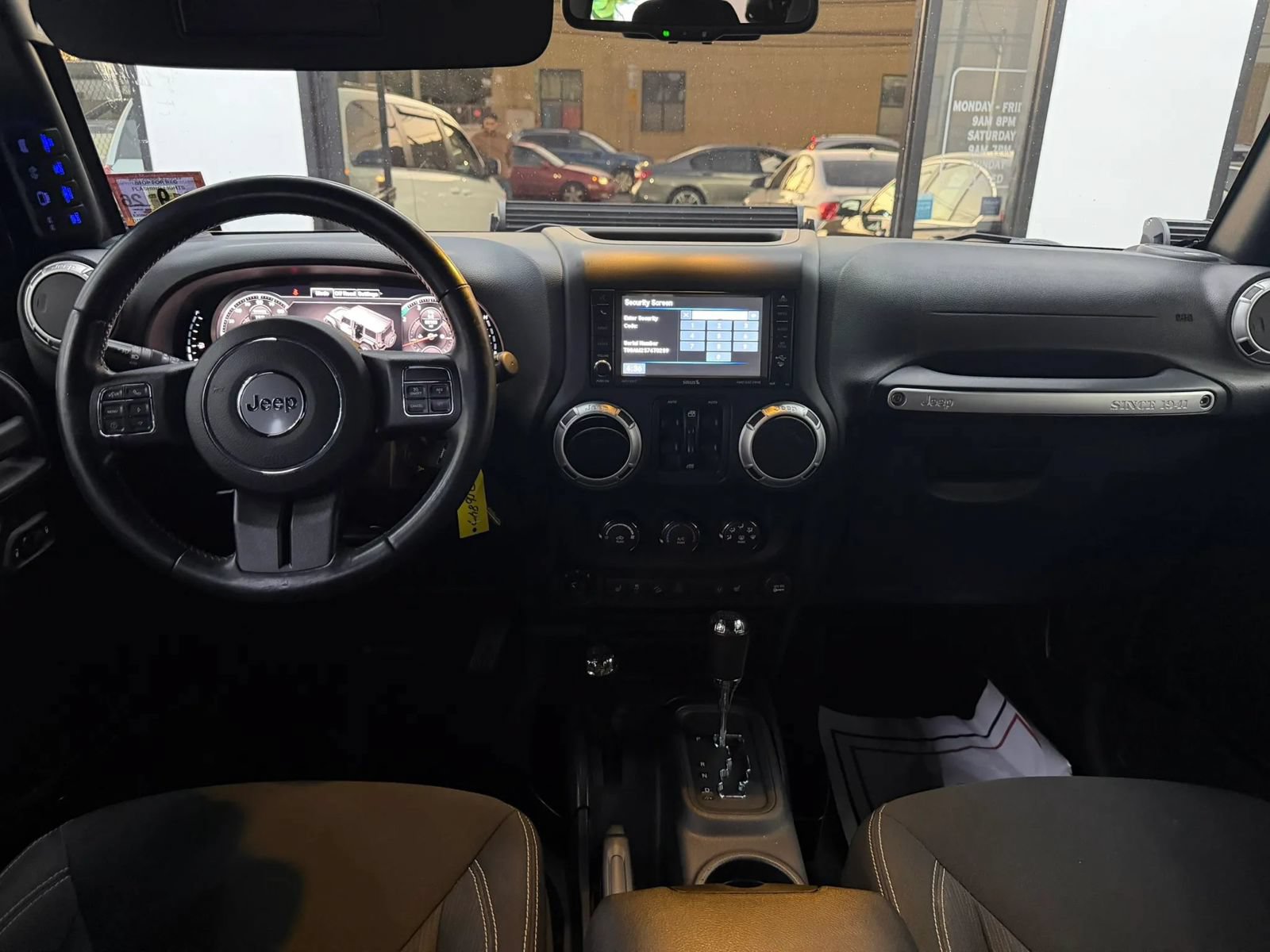 Used 2016 Jeep Wrangler Unlimited Rubicon w/ Dual Top Group AWD/4WD image 10