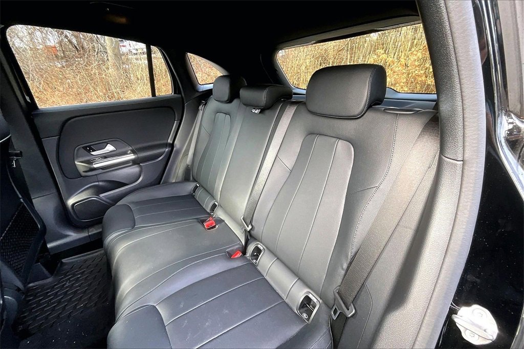 Used 2022 Mercedes-Benz GLA 250 4MATIC image 28