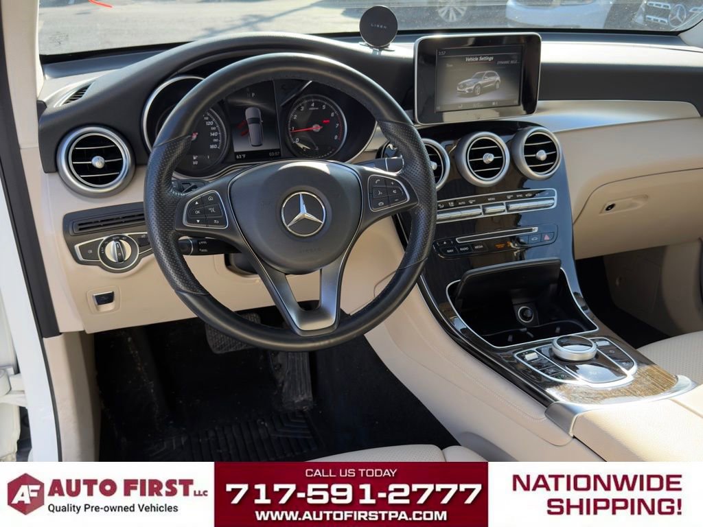 Used 2018 Mercedes-Benz GLC 300 4MATIC image 10