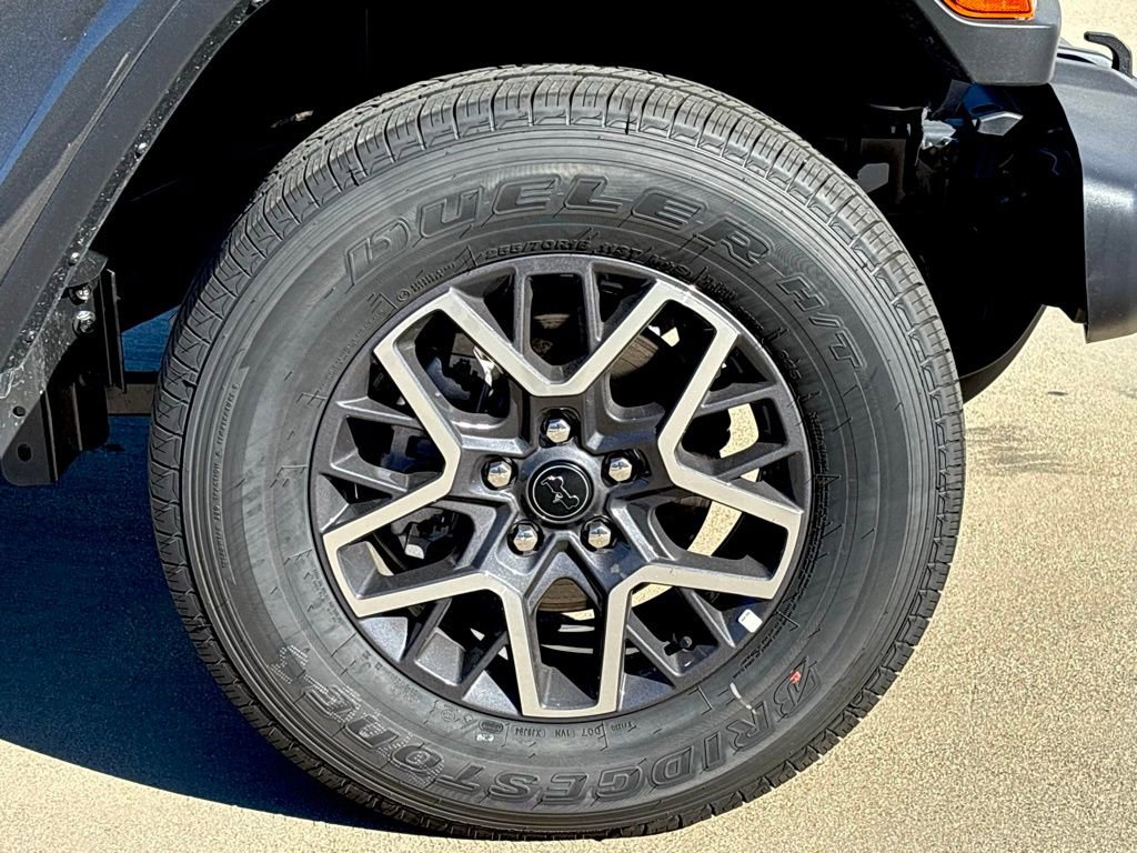 New 2025 Jeep Wrangler Unlimited Sahara w/ Safety Group AWD/4WD image 26