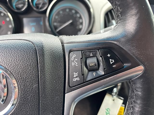 Used 2013 Buick Verano FWD image 18