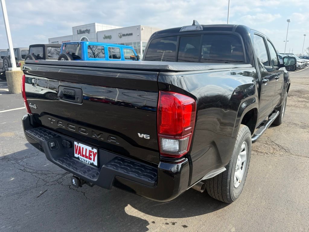 Used 2023 Toyota Tacoma SR image 3