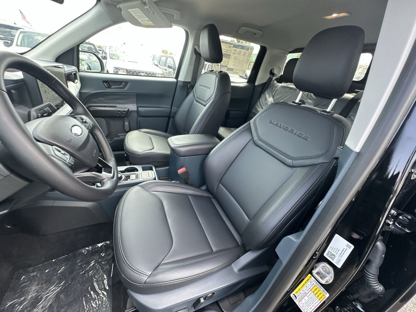New 2026 Ford Maverick Lariat w/ Black Appearance Package AWD/4WD image 21