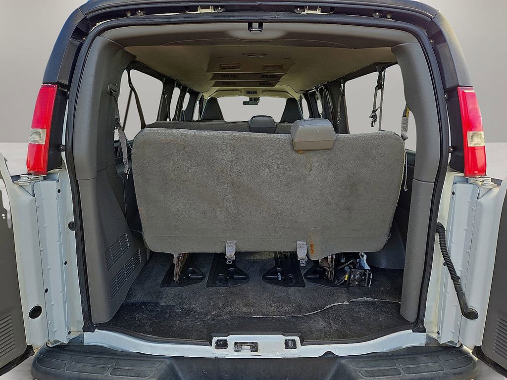 Used 2019 Chevrolet Express 3500 LT w/ LT Preferred Equipment Group image 13